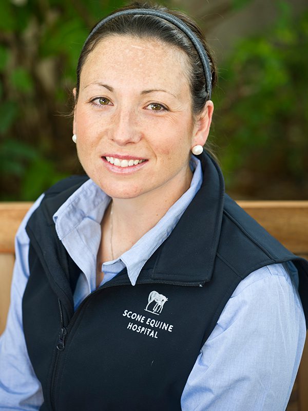 Dr Candice Massingham
