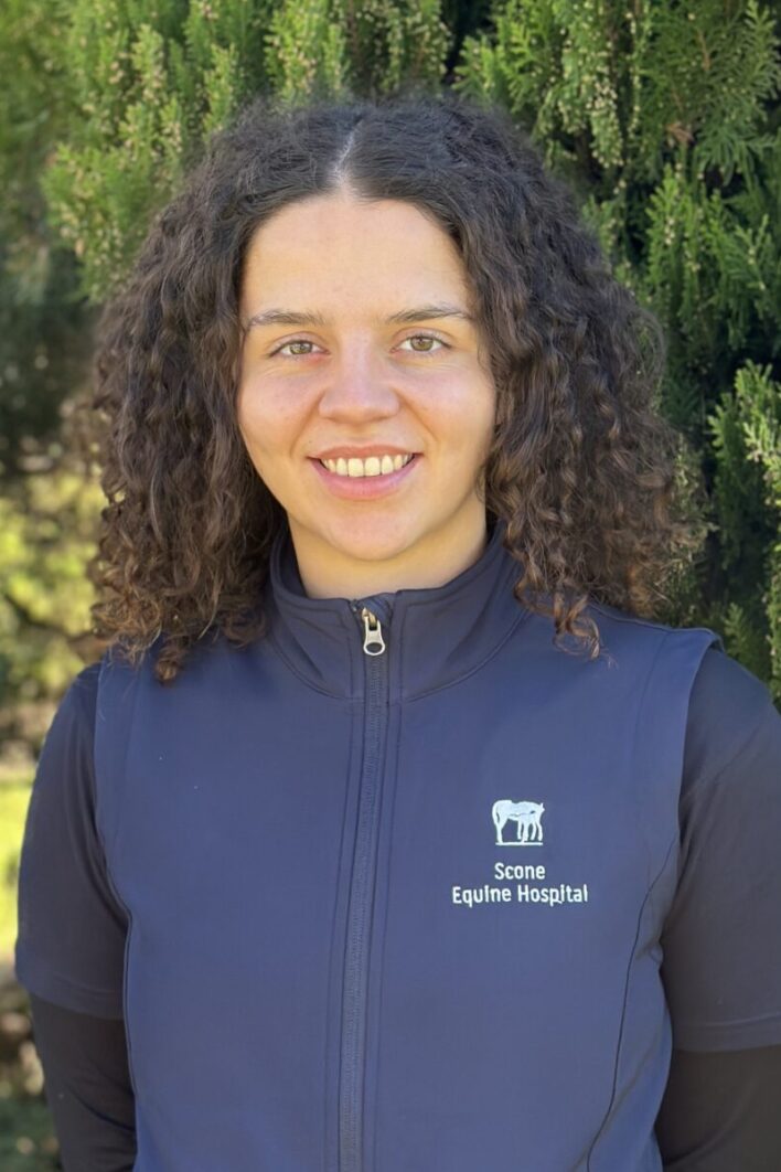 Dr Emily Nicholls